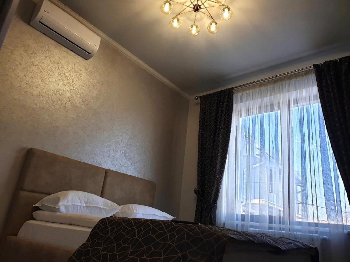 אוזהורוד Apartment Sweethome 1 Free Parking מראה חיצוני תמונה