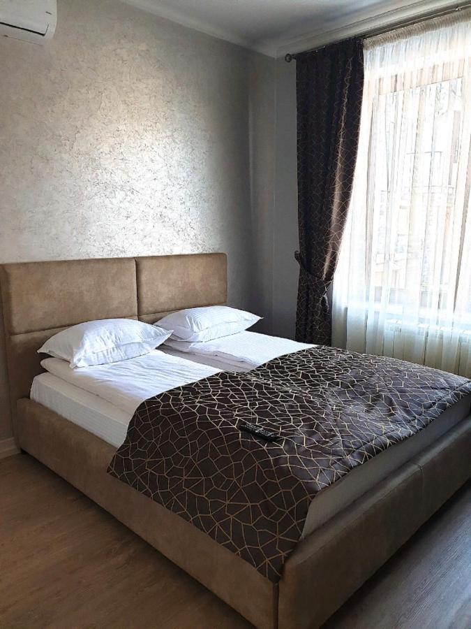 אוזהורוד Apartment Sweethome 1 Free Parking מראה חיצוני תמונה